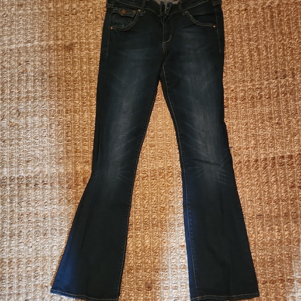 Dark Blue Flare Wide Leg Jeans Classic Style Sz 7 Casual Trending